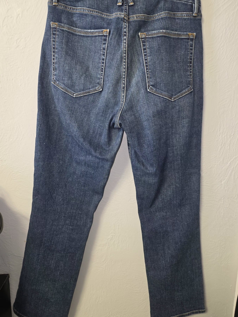 Good American Dark Blue Straight Leg Jeans - Picture 4 of 9